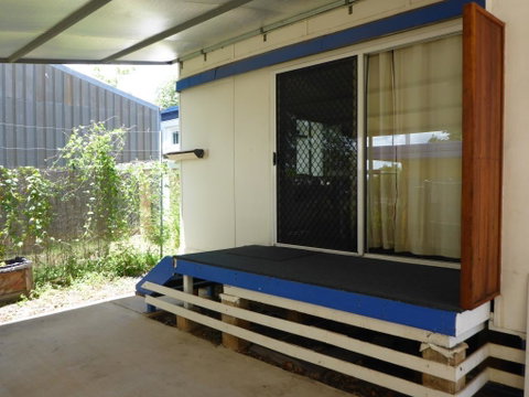 Kenny's Cabin - Rent Accommodation 1