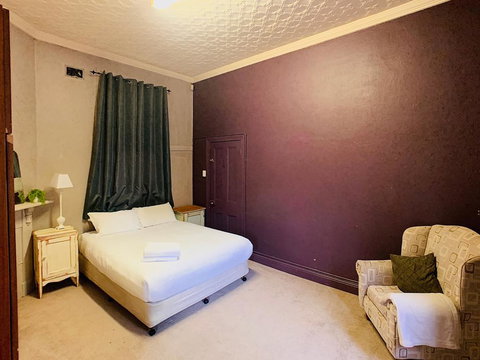 Kite St - Centre Of Orange - Walk Everywhere - Rent Accommodation 2