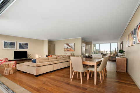 Mantra The Observatory - Rent Accommodation 2
