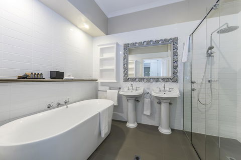 Grand Mercure Basildene Manor - Rent Accommodation 20