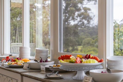 Grand Mercure Basildene Manor - Rent Accommodation 11