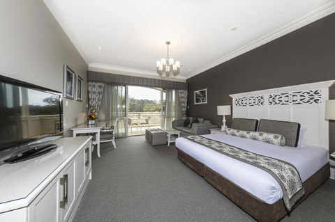 Grand Mercure Basildene Manor - Rent Accommodation 16