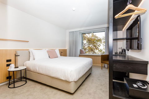 Quay Perth - Rent Accommodation 24