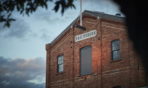 The Premier Mill Hotel - Rent Accommodation 12