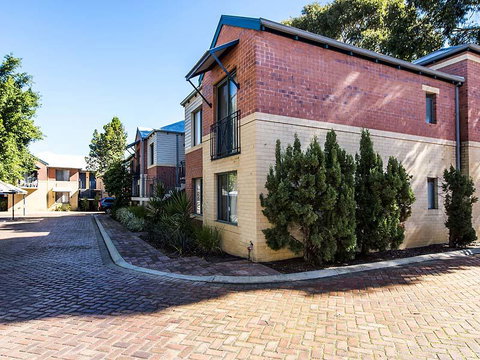 Subiaco Village 28 - Rent Accommodation 24