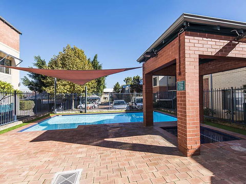 Subiaco Village 28 - Rent Accommodation 17