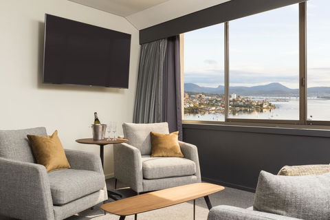 Wrest Point - Rent Accommodation 5