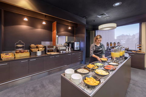 Best Western Plus Launceston - Rent Accommodation 5