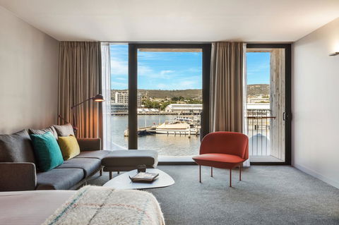 MACq 01 Hotel - Rent Accommodation 28