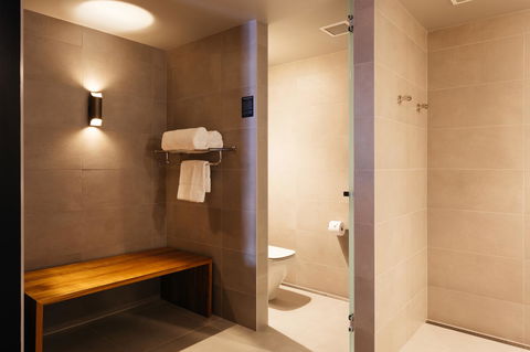 MACq 01 Hotel - Rent Accommodation 36