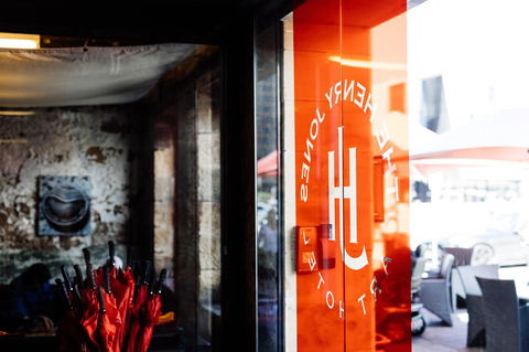 The Henry Jones Art Hotel - Rent Accommodation 8