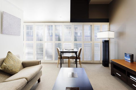 The Henry Jones Art Hotel - Rent Accommodation 38