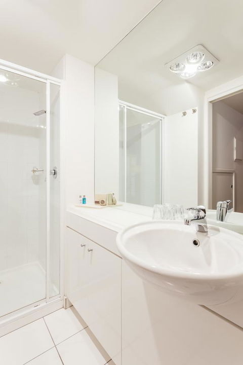 The Henry Jones Art Hotel - Rent Accommodation 37