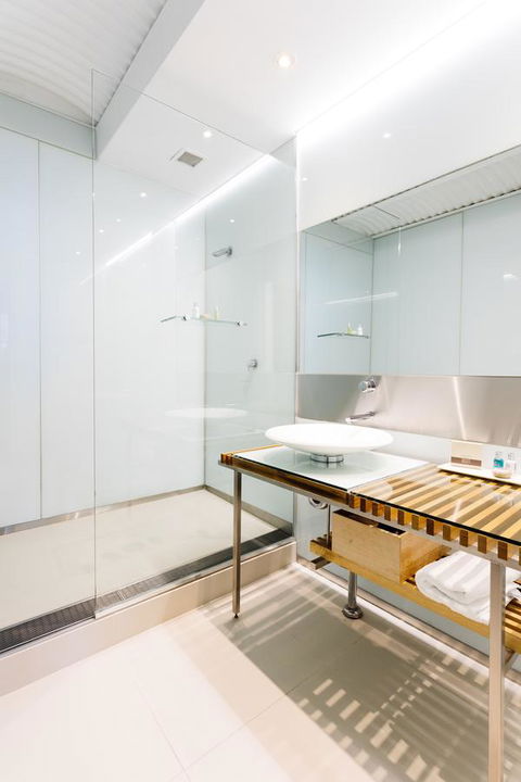 The Henry Jones Art Hotel - Rent Accommodation 43