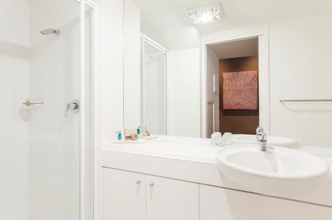 The Henry Jones Art Hotel - Rent Accommodation 36