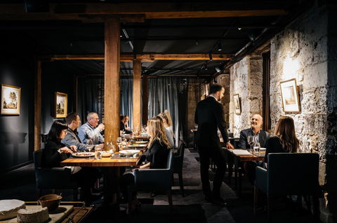 The Henry Jones Art Hotel - Rent Accommodation 13