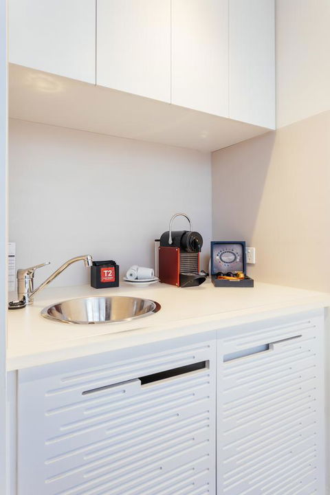 The Henry Jones Art Hotel - Rent Accommodation 35