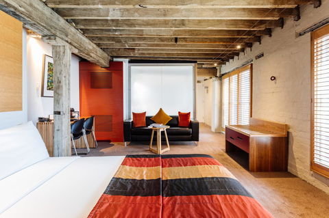 The Henry Jones Art Hotel - Rent Accommodation 15