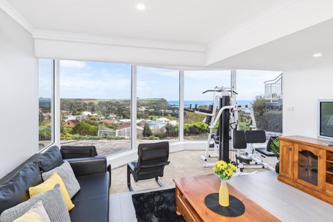 Views Forever - Devonport - Rent Accommodation 0