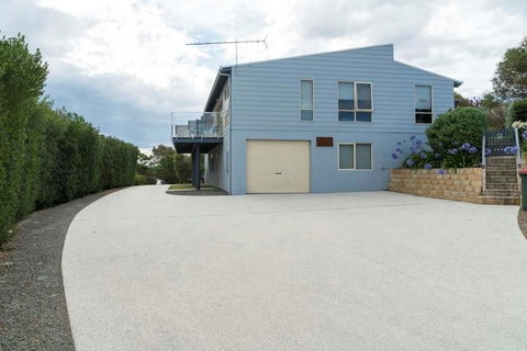Freycinet Panorama - Rent Accommodation 2