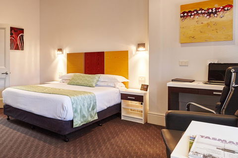 Auldington Hotel - Rent Accommodation 13