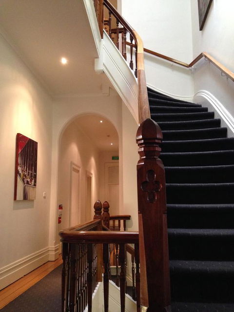Auldington Hotel - Rent Accommodation 26