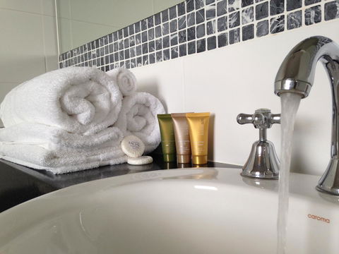 Auldington Hotel - Rent Accommodation 14