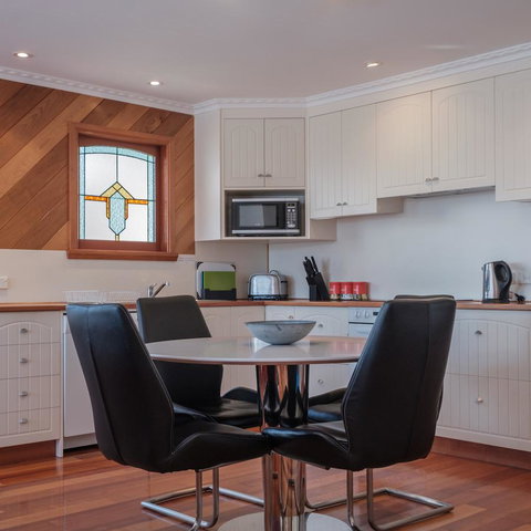 Cod Rock Point - Rent Accommodation 10