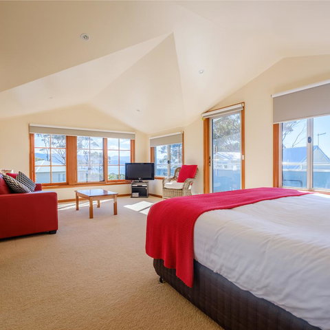 Cod Rock Point - Rent Accommodation 11