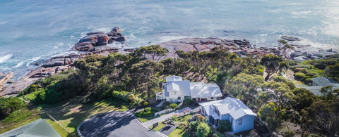 Cod Rock Point - Rent Accommodation 0