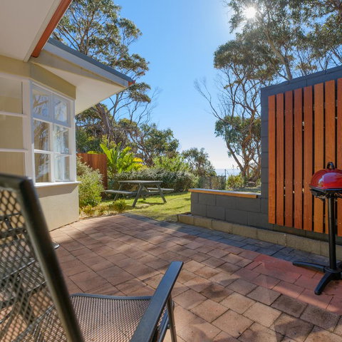 Cod Rock Point - Rent Accommodation 16