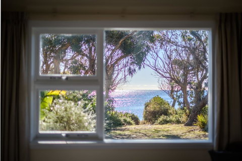 Cod Rock Point - Rent Accommodation 3