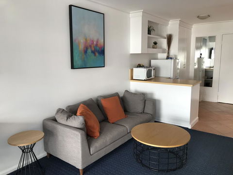 North Pier Hotel - Rent Accommodation 1