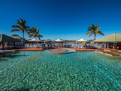 Novotel Sunshine Coast Resort - Rent Accommodation 1