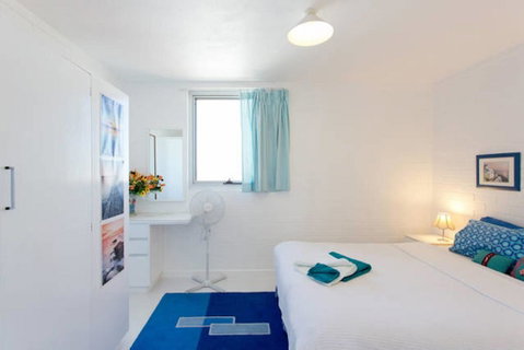 Ocean Harbour Views - Rent Accommodation 2