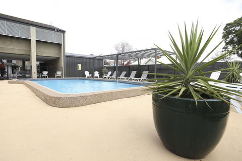 Orana Motel - Rent Accommodation 2