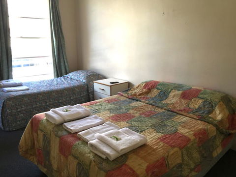 Port Macquarie Hotel - Rent Accommodation 3