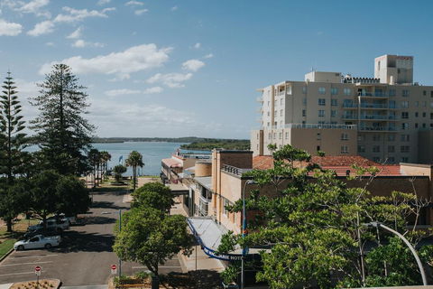 Port Macquarie Hotel - Rent Accommodation 0