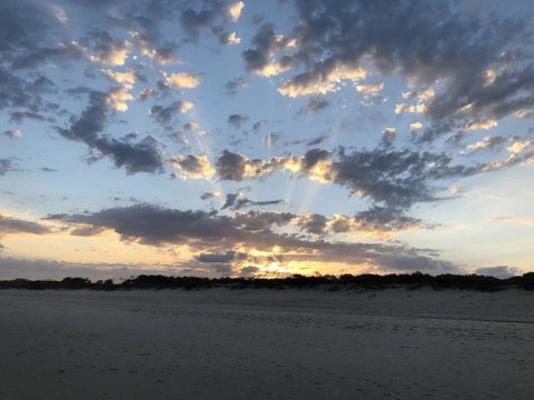 Ralph's Cottage Orion Drive Yamba - Pet Friendly Photos Available Shortly Free Wi-Fi - Rent Accommodation 2