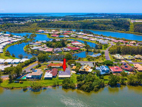 Ralph's Cottage Orion Drive Yamba - Pet Friendly Photos Available Shortly Free Wi-Fi - Rent Accommodation 0