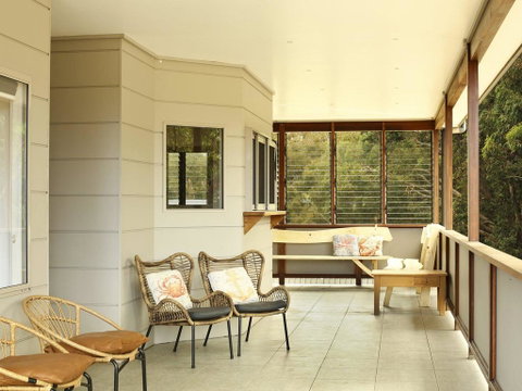 River Breeze 60 Wooli Street Yamba. Linen - Unlimited Wi-Fi Just Listed. - Rent Accommodation 1
