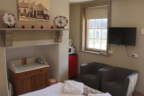 Robinson Cottage - Rent Accommodation 3