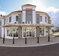 Rose Hotel Clarkson - Rent Accommodation
