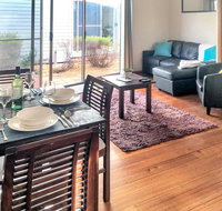 Rye 6 Carpark Walk to Shops Beach Wine Wifi  Netflix - Rent Accommodation