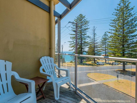 Seaspray 2 /21 Clarence Street - Rent Accommodation 0