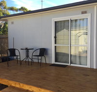 Self Contained Cabin - Rent Accommodation