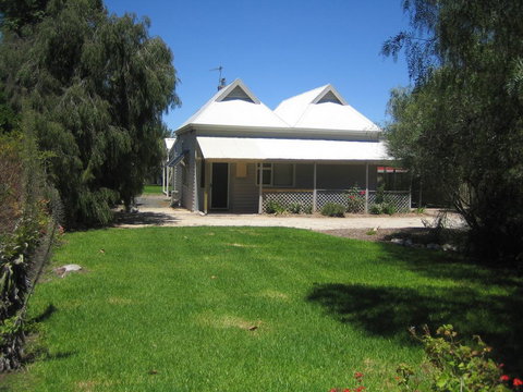 Showgrounds Cottage Naracoorte - Rent Accommodation 0