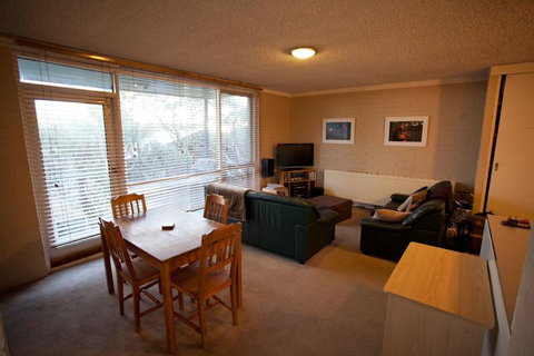 Snowflake 12 - Rent Accommodation 1