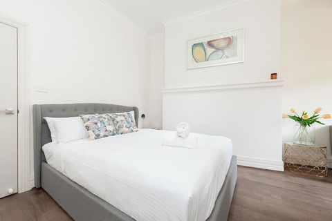 STUNNING SYDNEY HOME 9 - Rent Accommodation 2