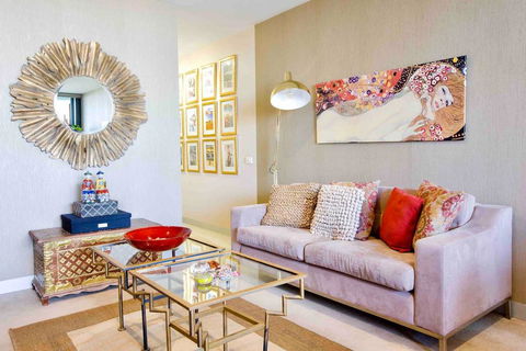 Stylish 1 Bedroom Apartment Amazing City Views - Rent Accommodation 0